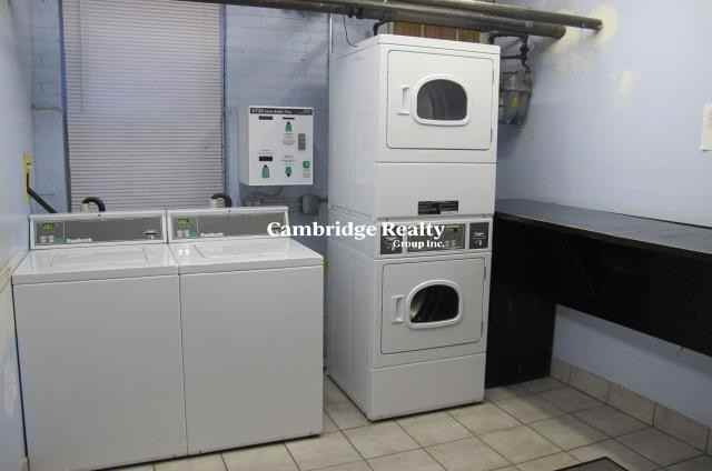 33 Walbridge St #7T - Photo 5 of 16