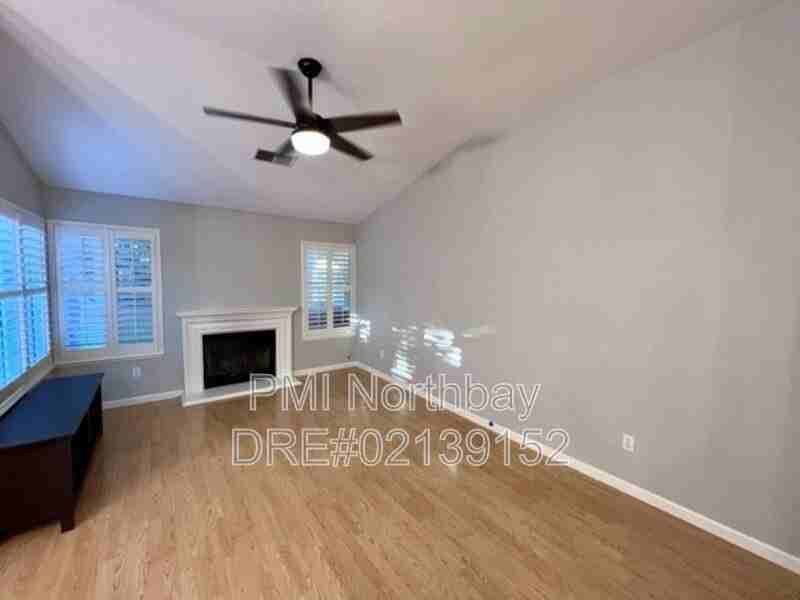 1465 Wedgewood Ct - Photo 3 of 17