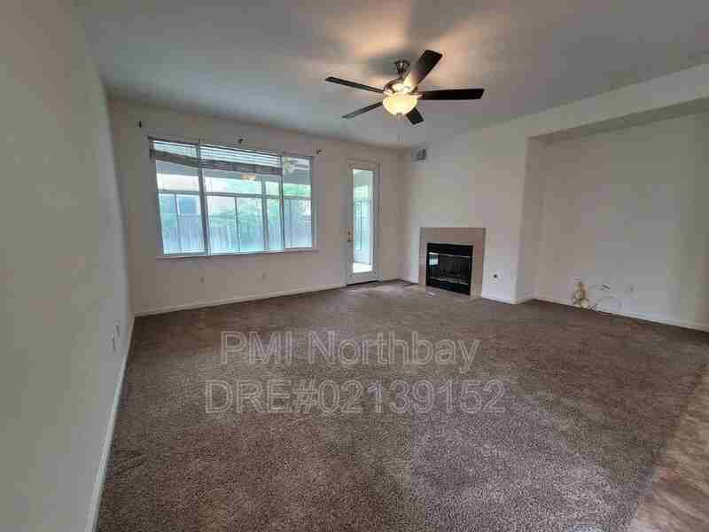 4051 Sierra Ct - Photo 6 of 34