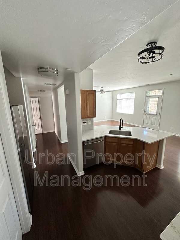 11467 S Open View Ln - Photo 7 of 34