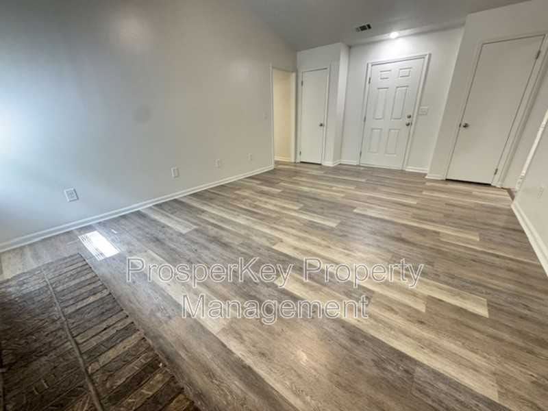 4518 Pate Dr - Photo 4 of 14