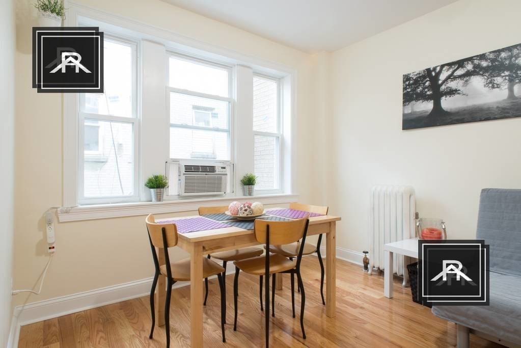 242 Kelton St #4 - Photo 4 of 13