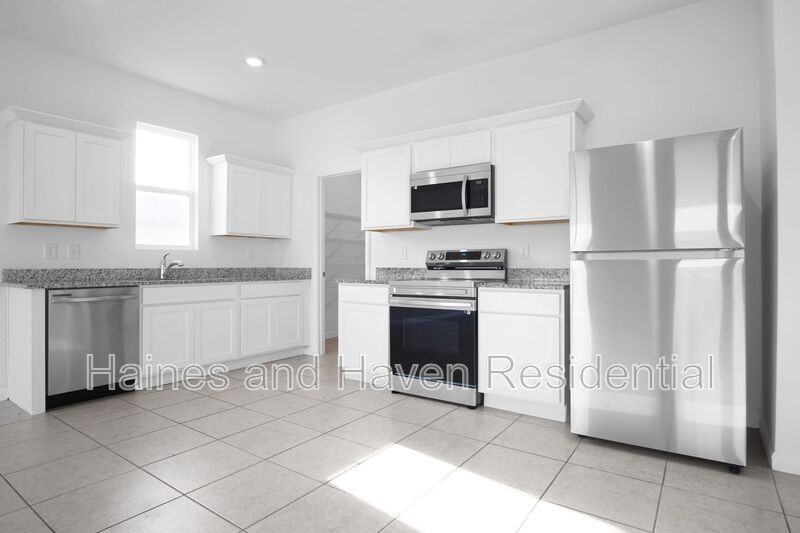 456 Hennepin Loop - Photo 7 of 28