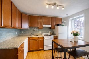 1056 Cambridge St #2R - Photo 1 of 1
