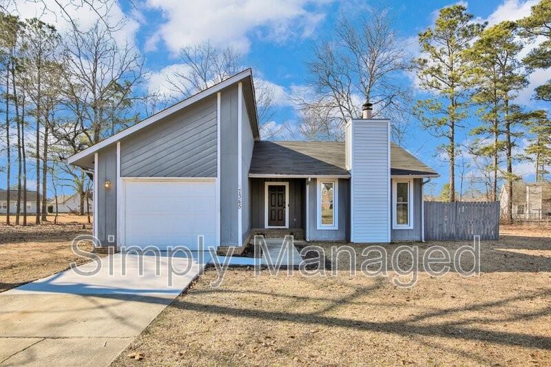 7345 Pebblebrook Dr