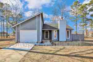 featured image of 7345 Pebblebrook Dr