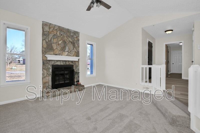 7345 Pebblebrook Dr - Photo 5 of 27