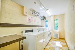 West Wood Oaks Apartments - Photo 1 of 1