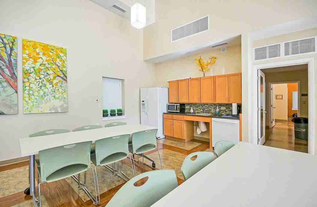 West Wood Oaks Apartments - Photo 3 of 8