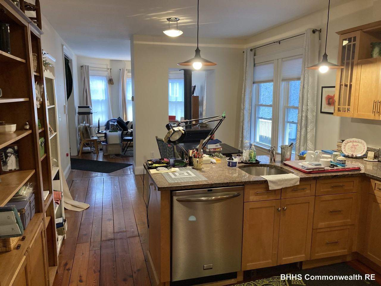 39 Magnolia St #1 - Photo 3 of 16