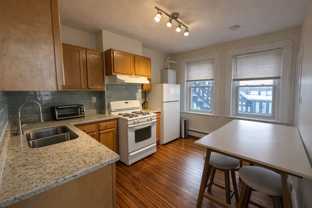 1056 Cambridge St #4R - Photo 1 of 1