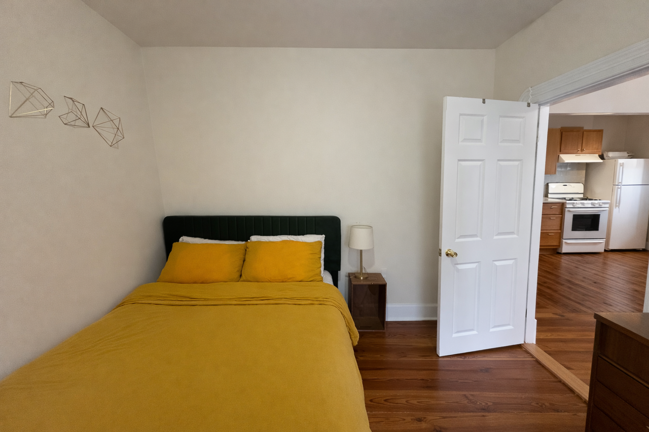 1056 Cambridge St #4R - Photo 3 of 7