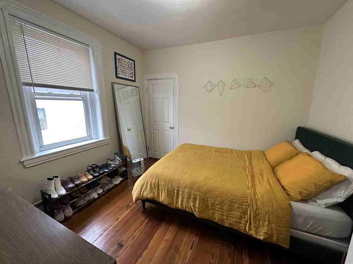 1056 Cambridge St #4R - Photo 4 of 7