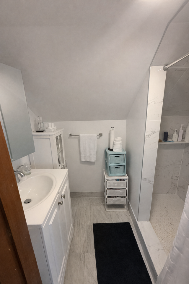 585 Somerville Ave #A1 - Photo 5 of 13
