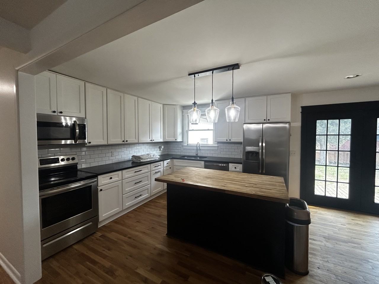 405 Kinhawk Dr #NA - Photo 4 of 11