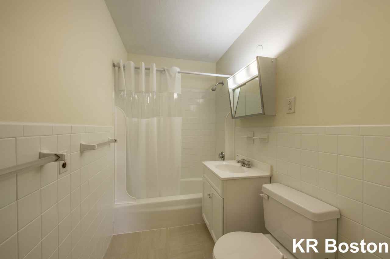 Gardner St. & Linden Street #02B - Photo 3 of 18