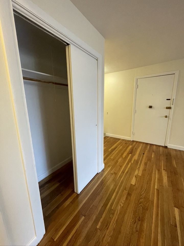 Gardner St. & Linden Street #10 - Photo 3 of 26