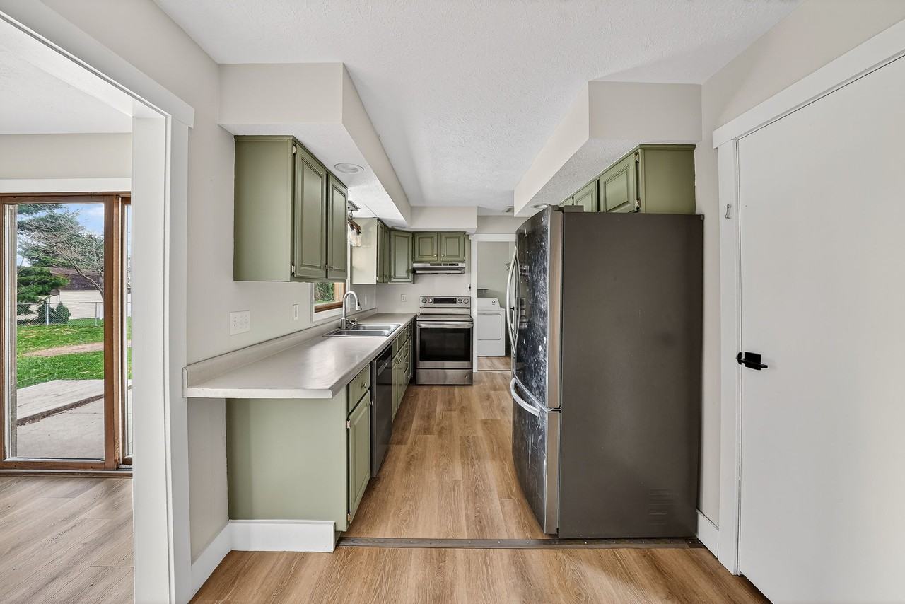 11966 Bluebonnet Ln #NA - Photo 7 of 35