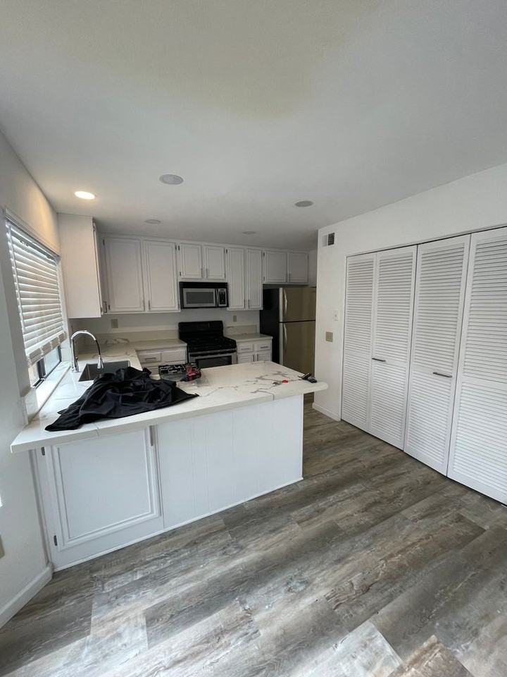 10845 Chinon Cir - Photo 4 of 18