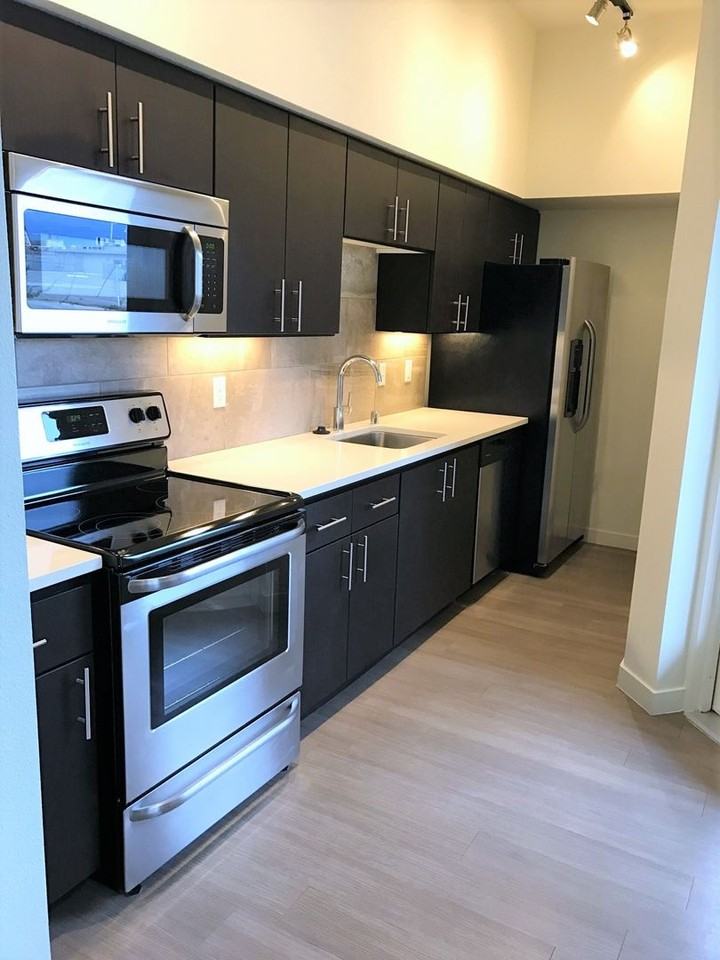 4100 Silver Ave Se - Photo 4 of 14