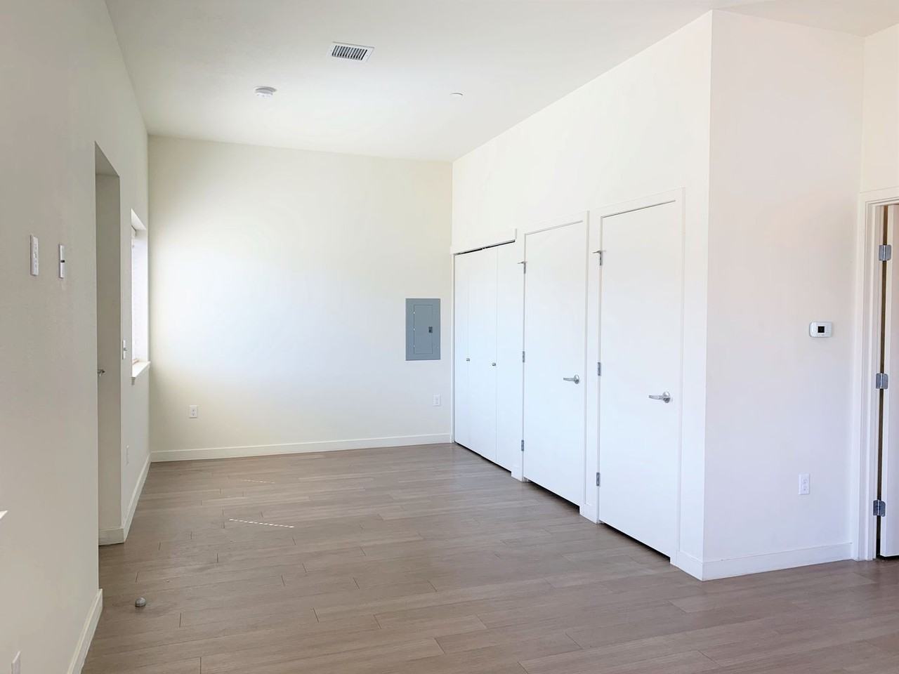 4100 Silver Ave Se - Photo 6 of 14