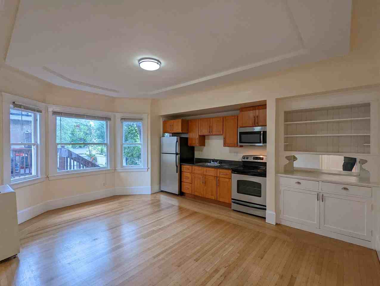 Hillegass Avenue, 2821 - Photo 3 of 31