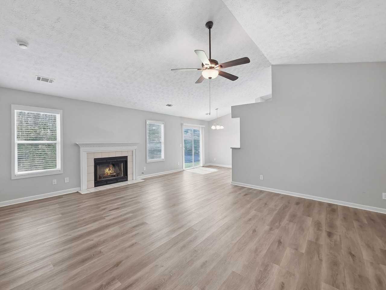 3355 Tia Trce Nw - Photo 6 of 27