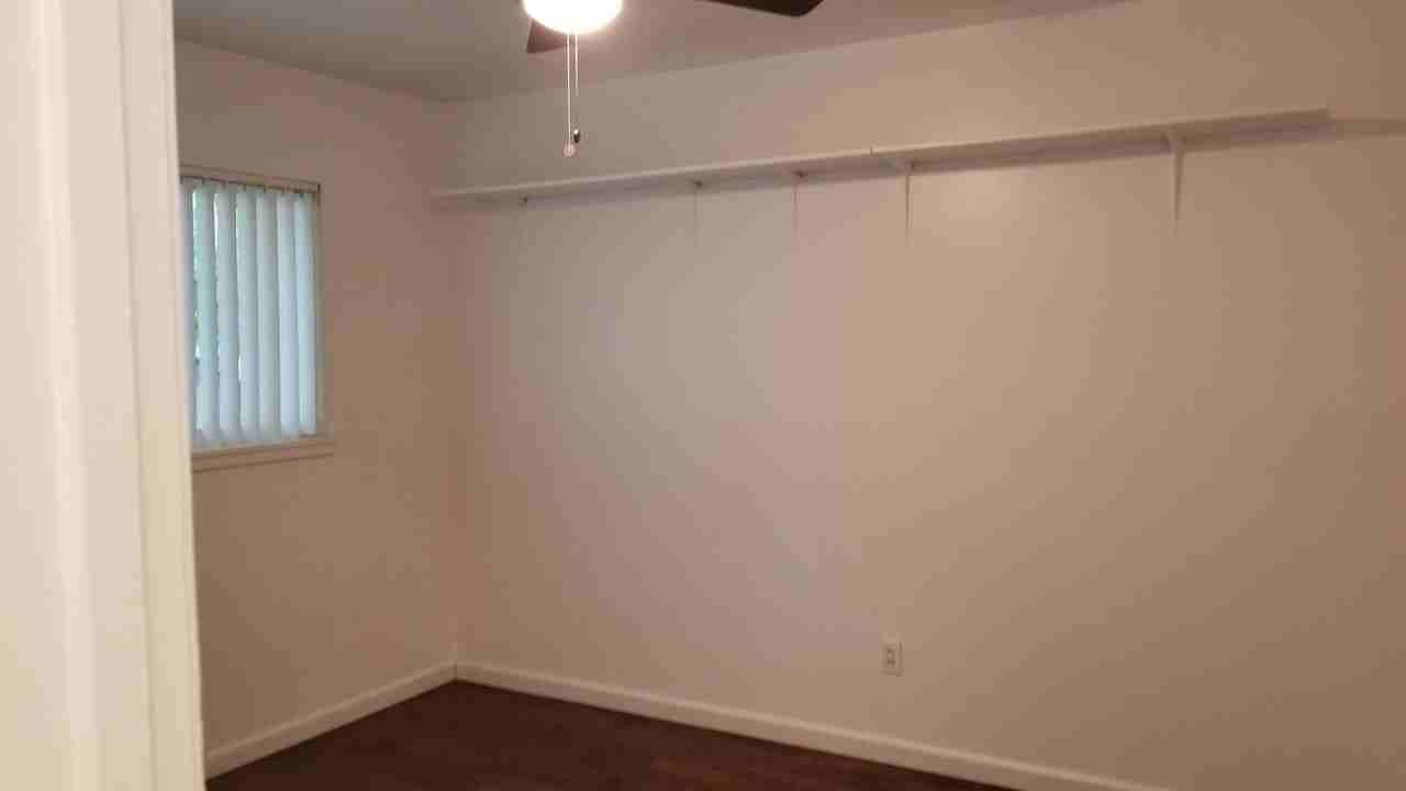 203 4th St - Photo 6 of 9