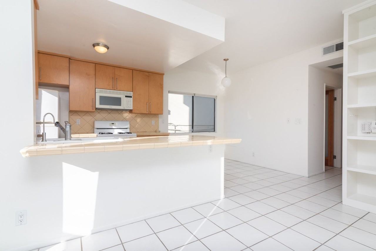 707 Marr St - Photo 5 of 13