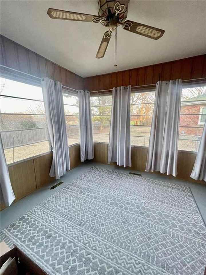 8501 Grantshire Ln - Photo 7 of 18