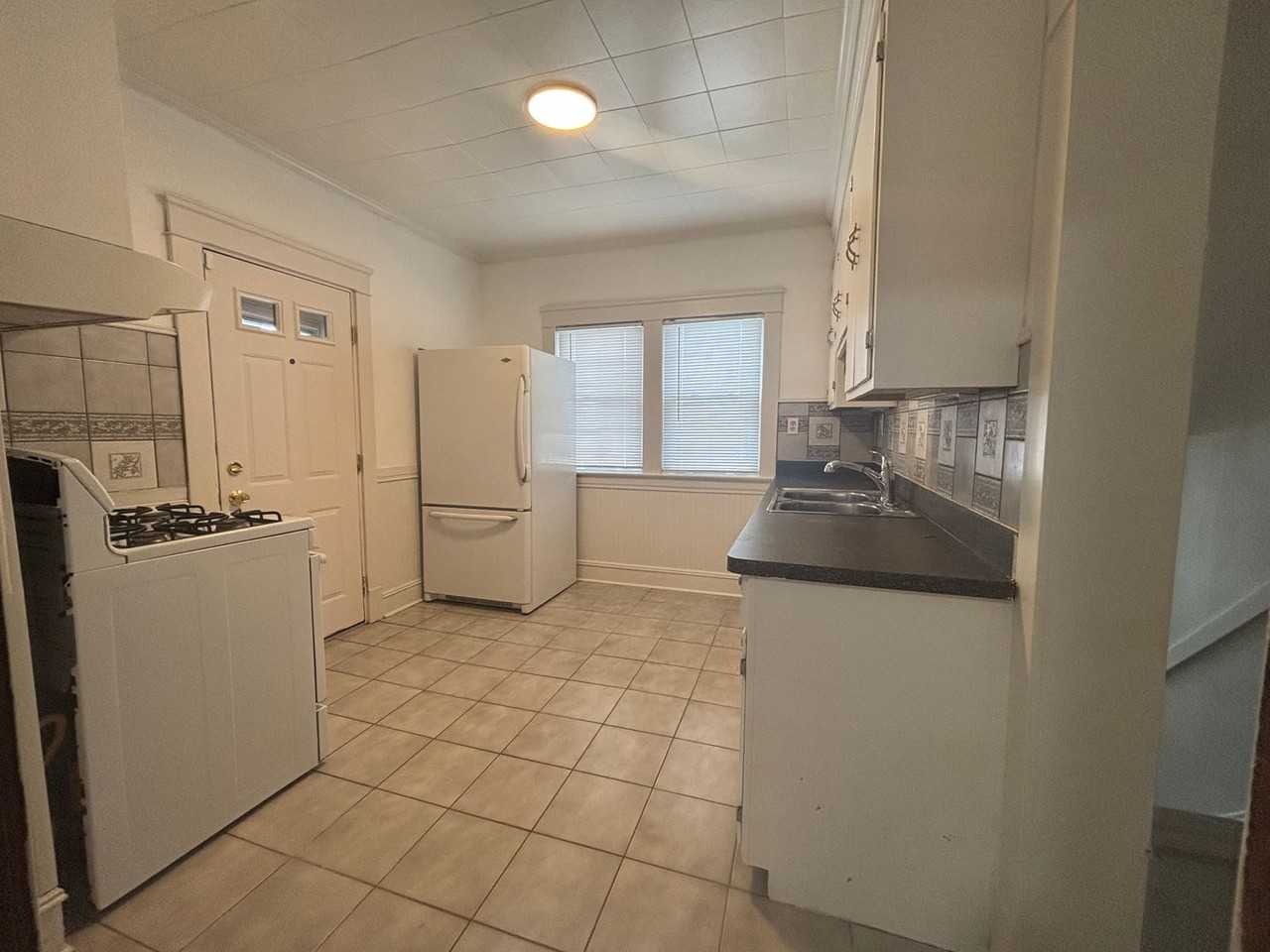 3450 E 125th St - Photo 2 of 11