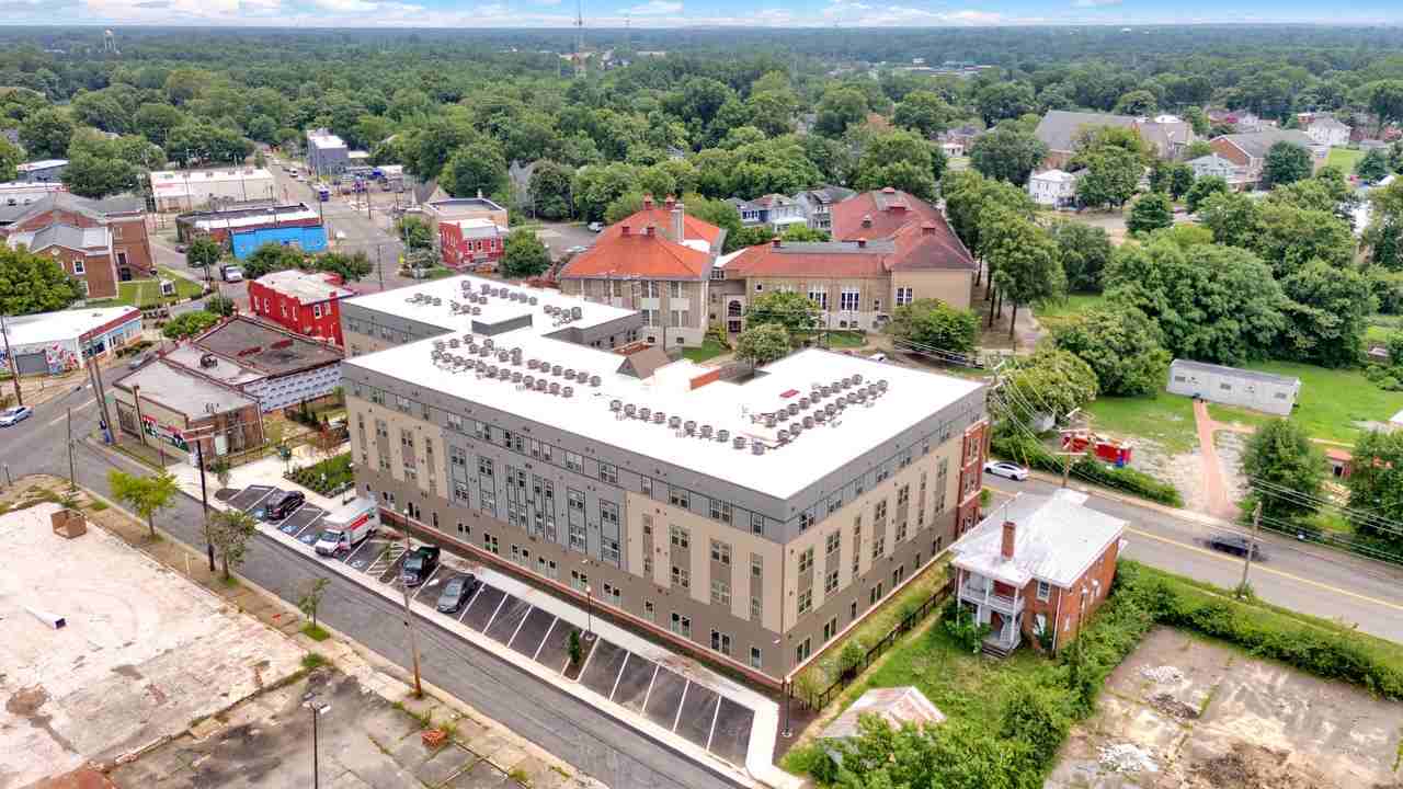 Highland Terrace Apartments - Photo 4 of 17