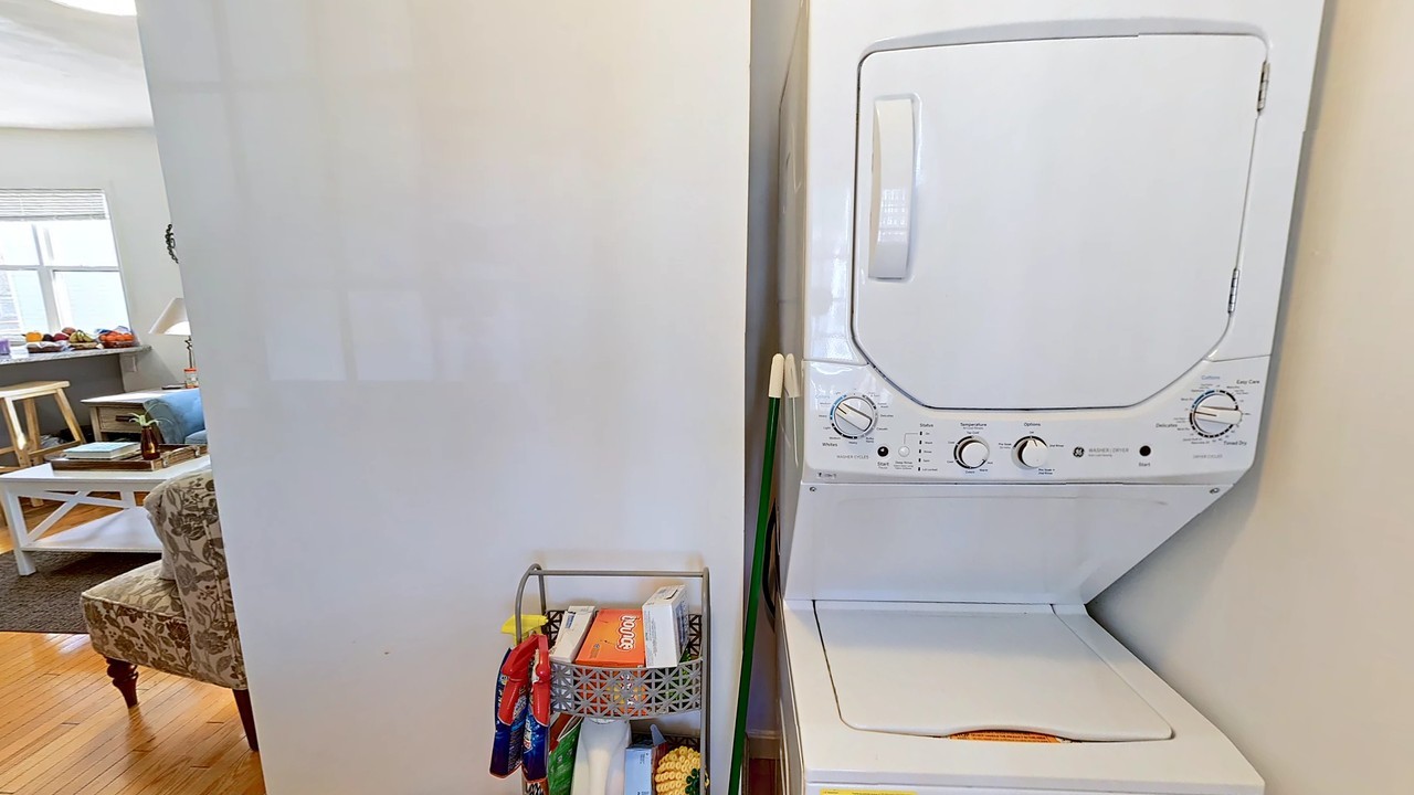 50 Derby St #3 - Photo 4 of 14