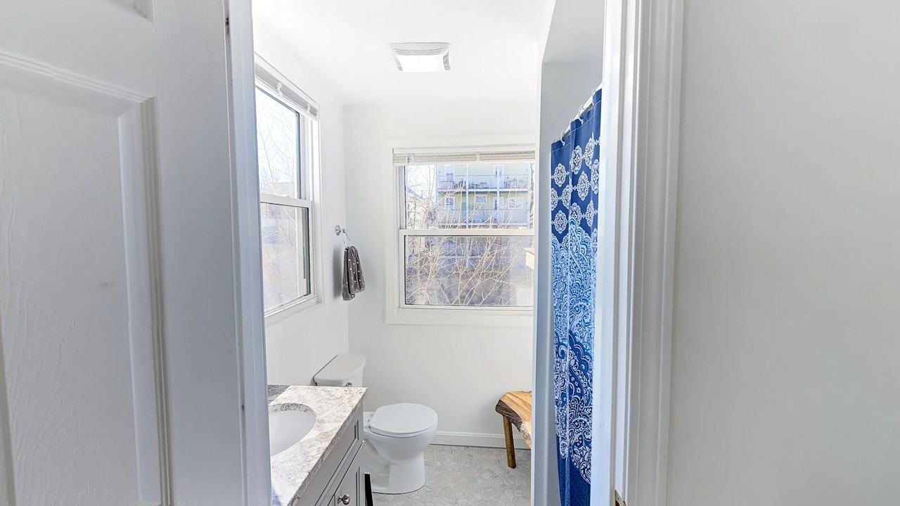 50 Derby St #3 - Photo 6 of 14