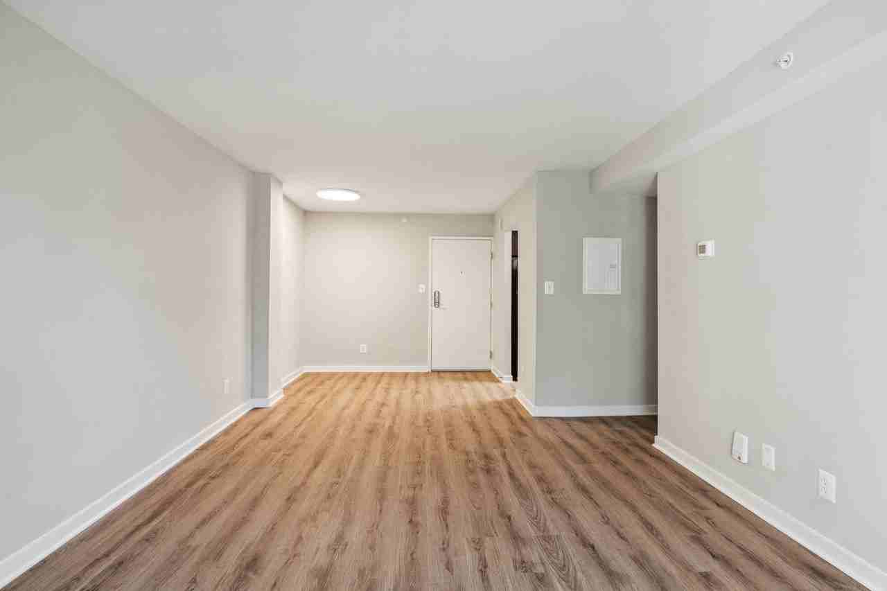 Park Montgomery - Photo 3 of 15