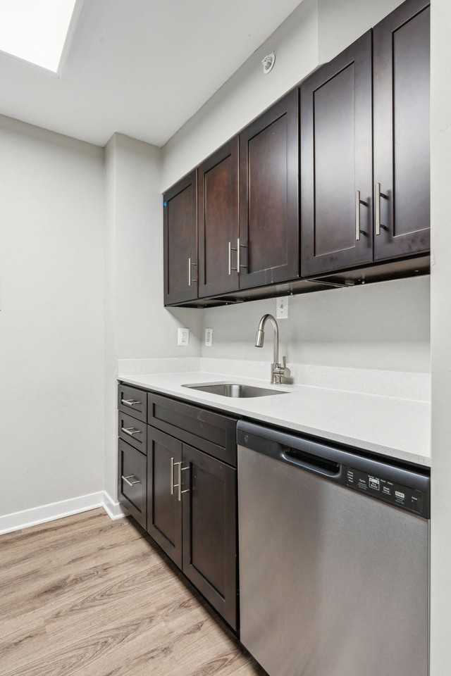 Park Montgomery - Photo 6 of 15