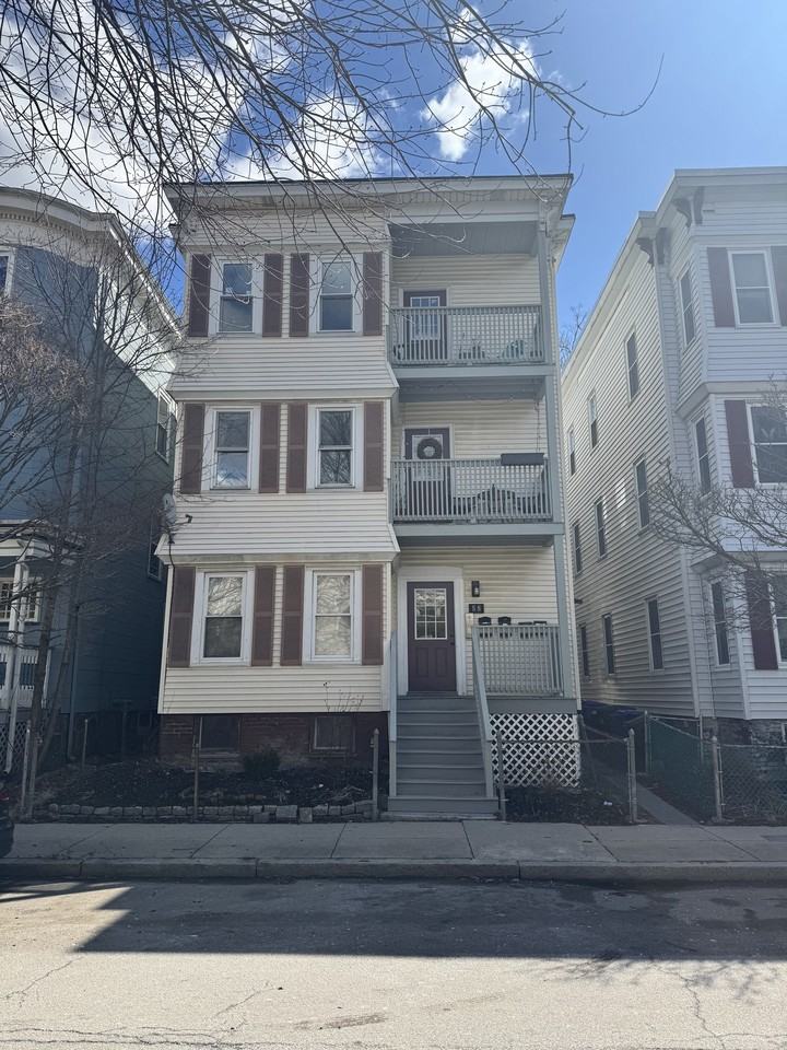 58 Brookside Ave #2
