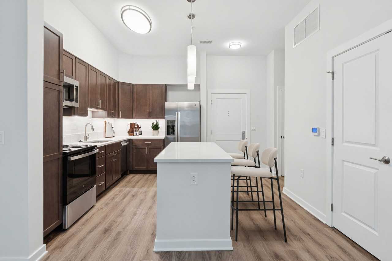 Greens at Irvington Mews 2 - Photo 6 of 17