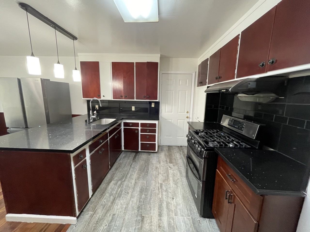 15757 Connolly Ave #NA - Photo 5 of 12