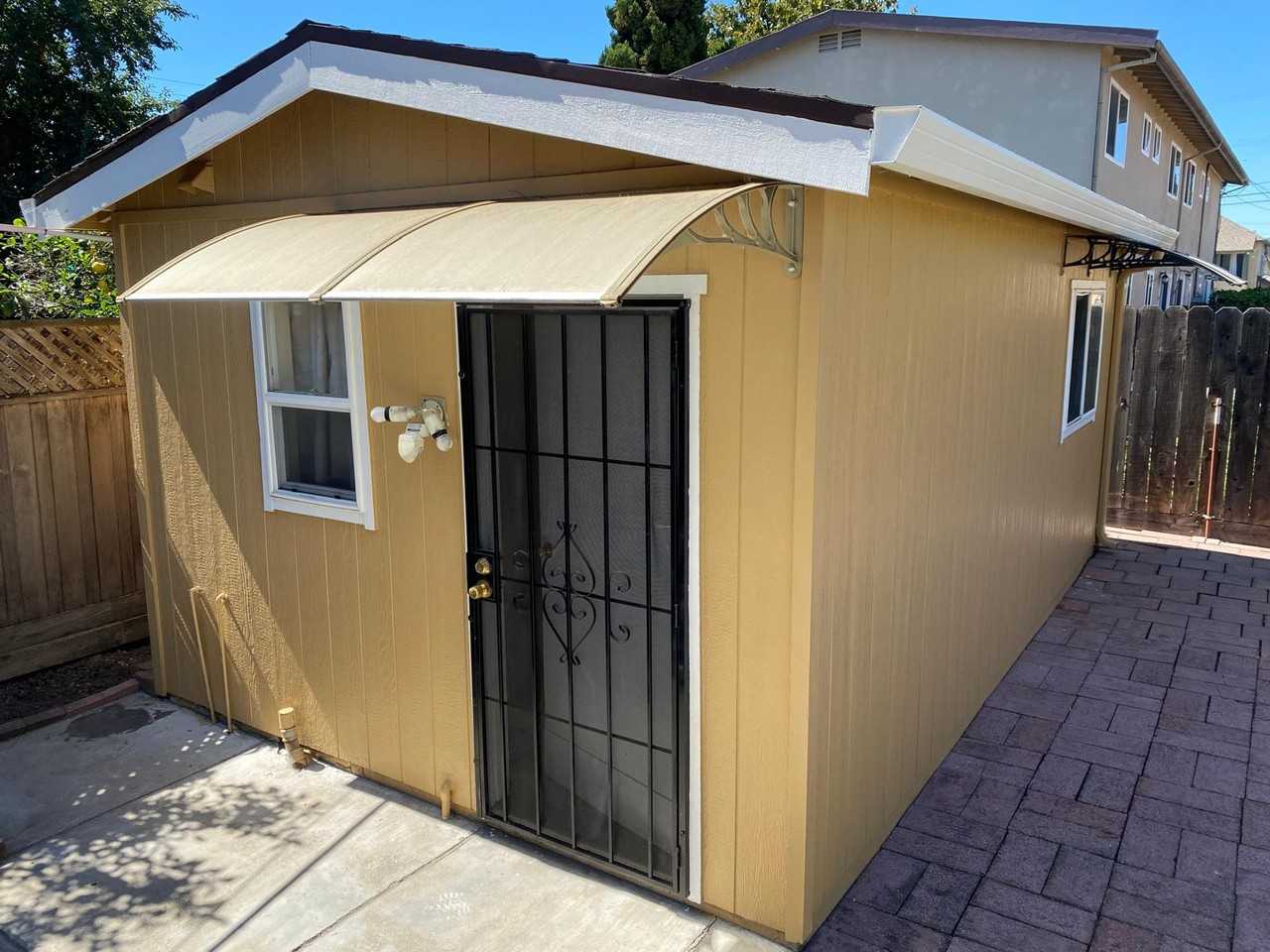 1321 145th Ave #C - Photo 2 of 7