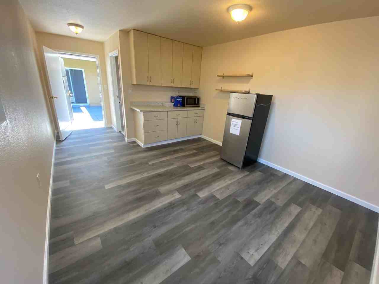 1321 145th Ave #C - Photo 4 of 7