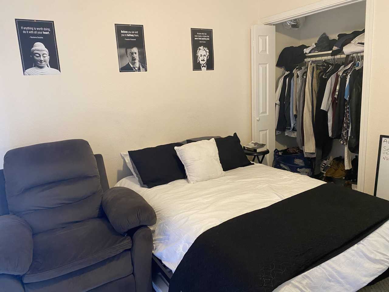 908 S King Rd #2 - Photo 4 of 11