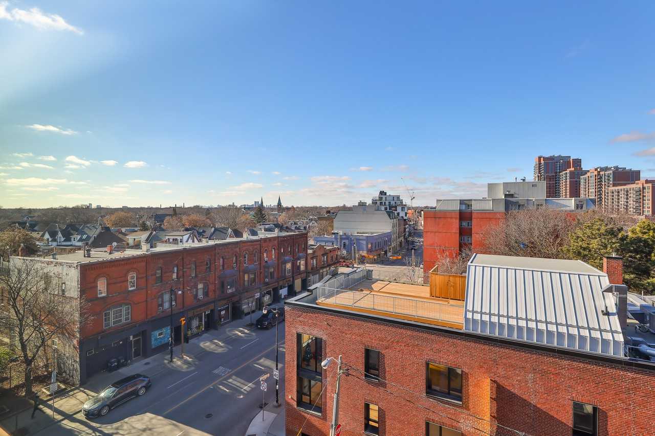 2720 Dundas Street West #519 - Photo 5 of 19