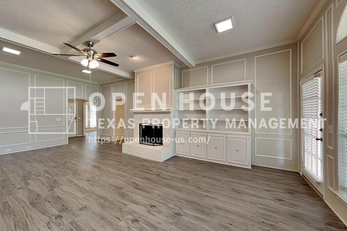 1201 Indian Paint Trl - Photo 4 of 21