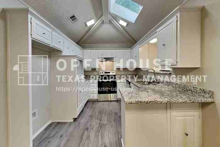 1201 Indian Paint Trl - Photo 7 of 21