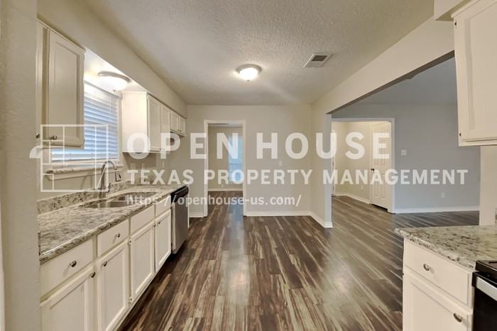 3416 Lilac Ln - Photo 7 of 18