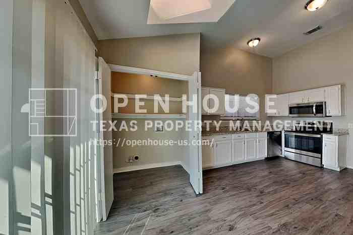 2089 Sienna Trl - Photo 7 of 20