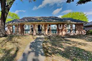 917 Fair Oaks Dr - Photo 1 of 1