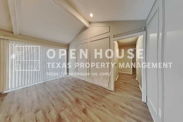 917 Fair Oaks Dr - Photo 6 of 21