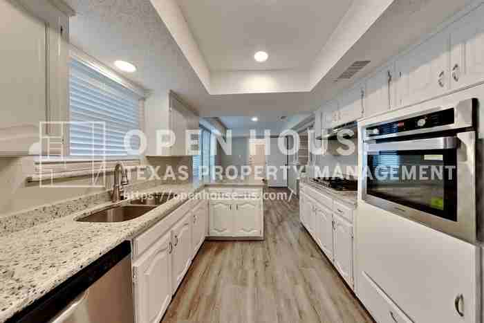 917 Fair Oaks Dr - Photo 7 of 21